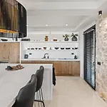 Serenity Blue Luxury 7 Bedrooms
