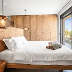 Serenity Blue Luxury 7 Bedrooms