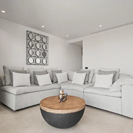 Serenity Blue Luxury 7 Bedrooms 赫索尼索斯