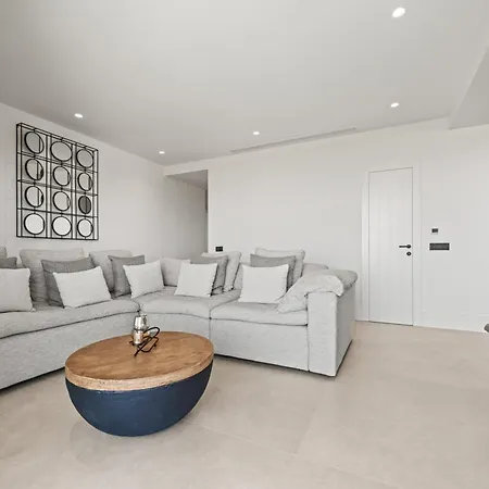 Serenity Blue Luxury 7 Bedrooms 别墅